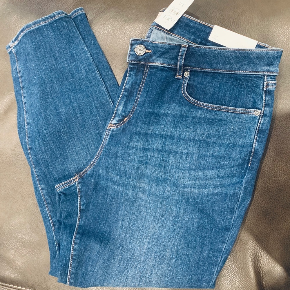 Loft Curvy Skinny Size 14